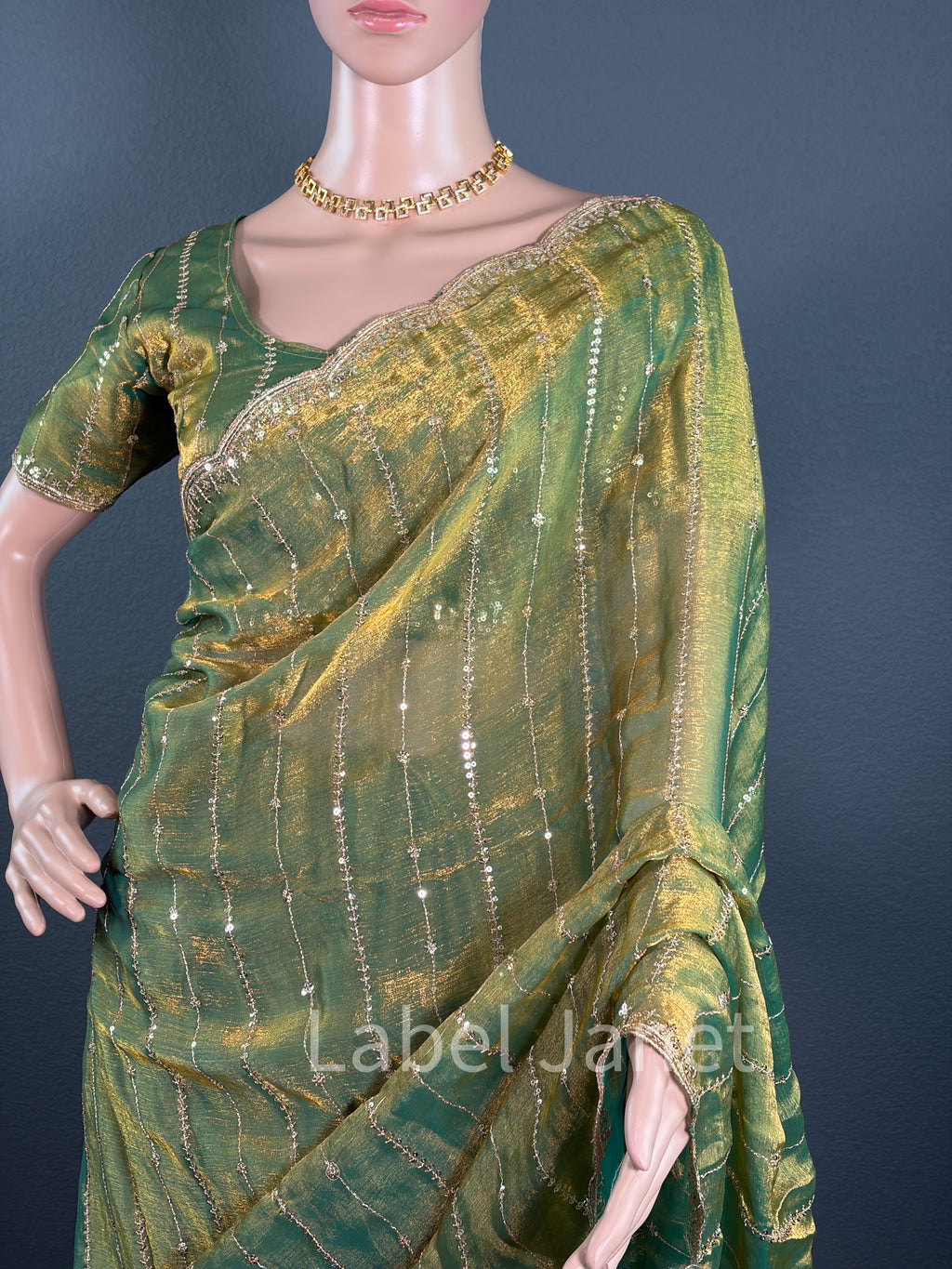 Mint Condition Diva - Premium Space silk saree
