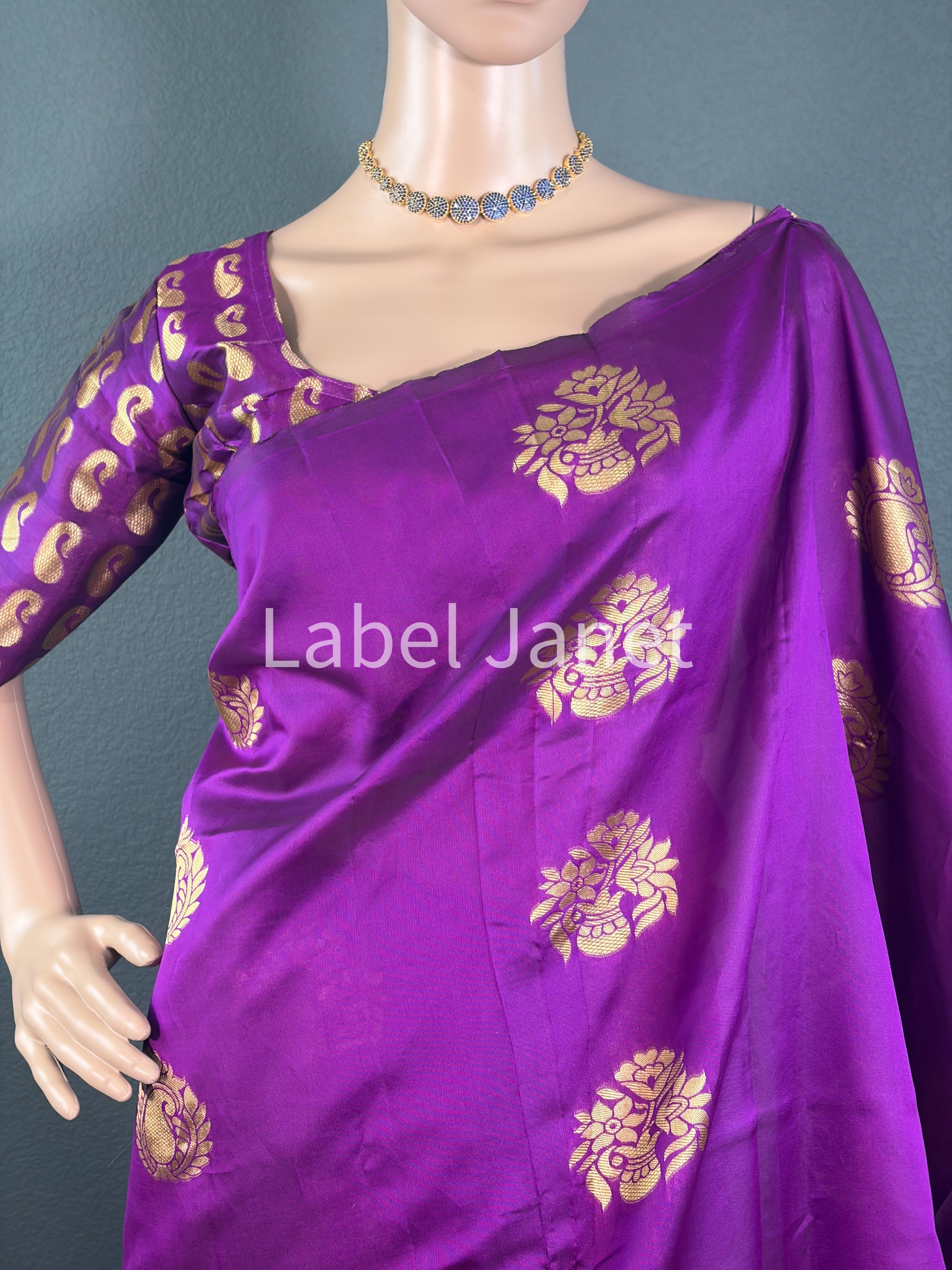Soft Violet Breeze - Soft silk saree with blouse