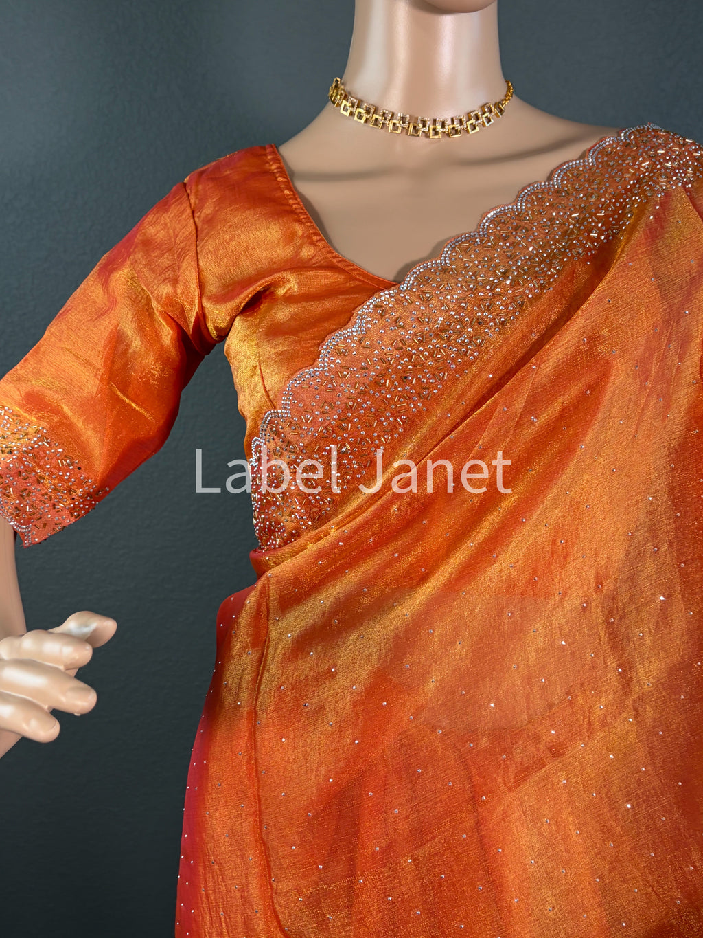 Sunkissed Sundari - Jarkhan Diamond space silk saree with blouse