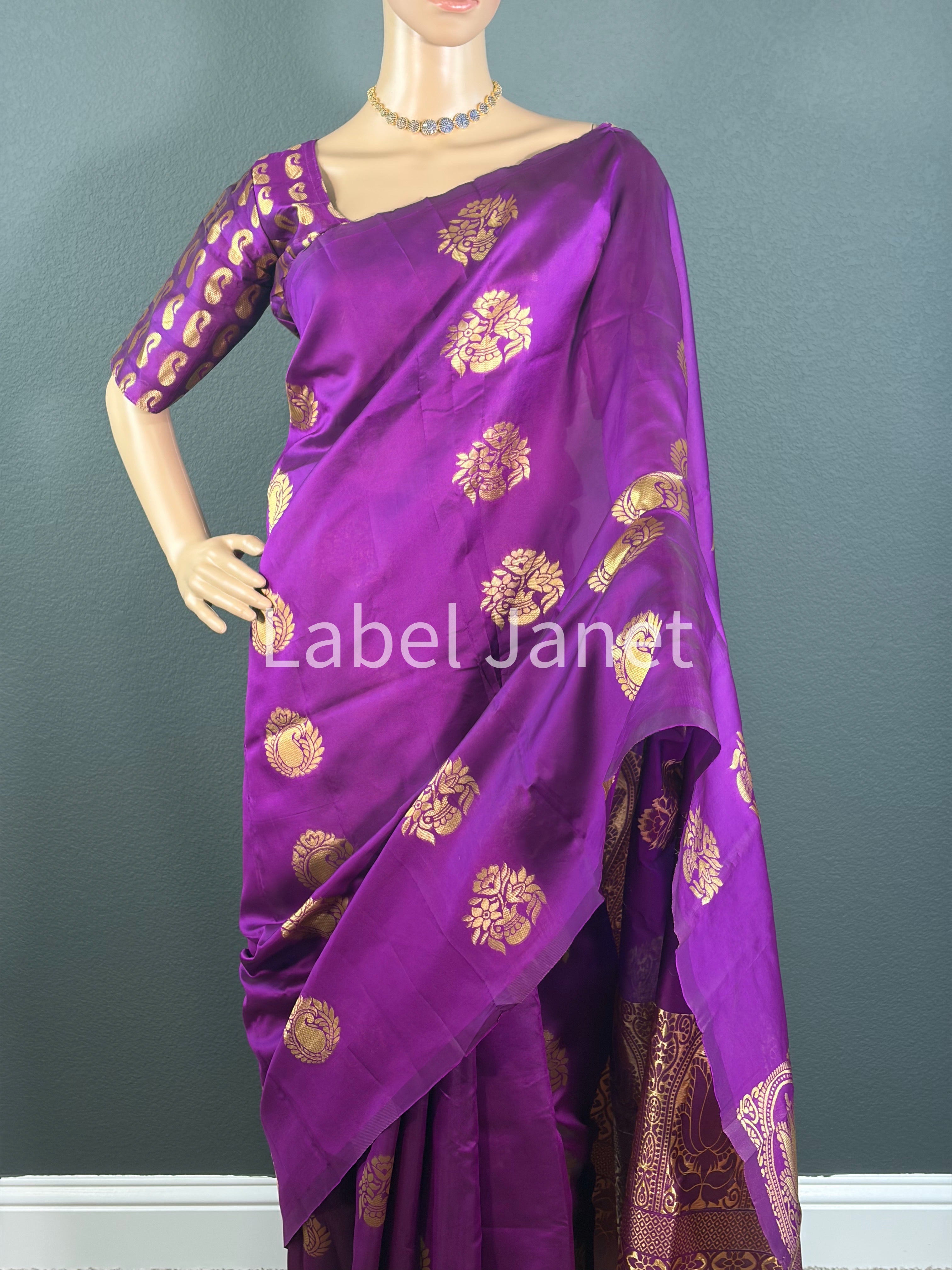 Soft Violet Breeze - Soft silk saree with blouse