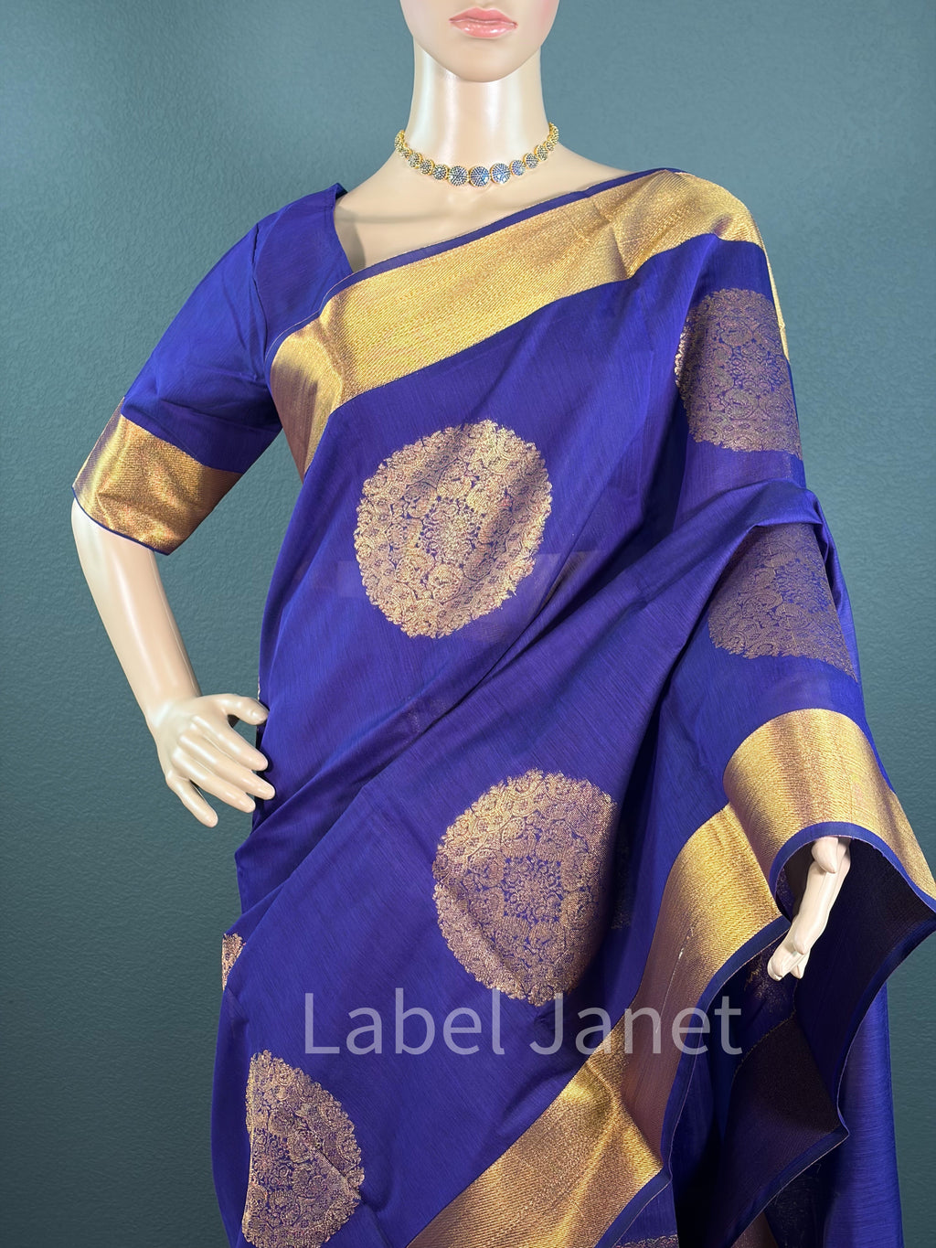 Ocean Dot Delight - Blue soft silk saree
