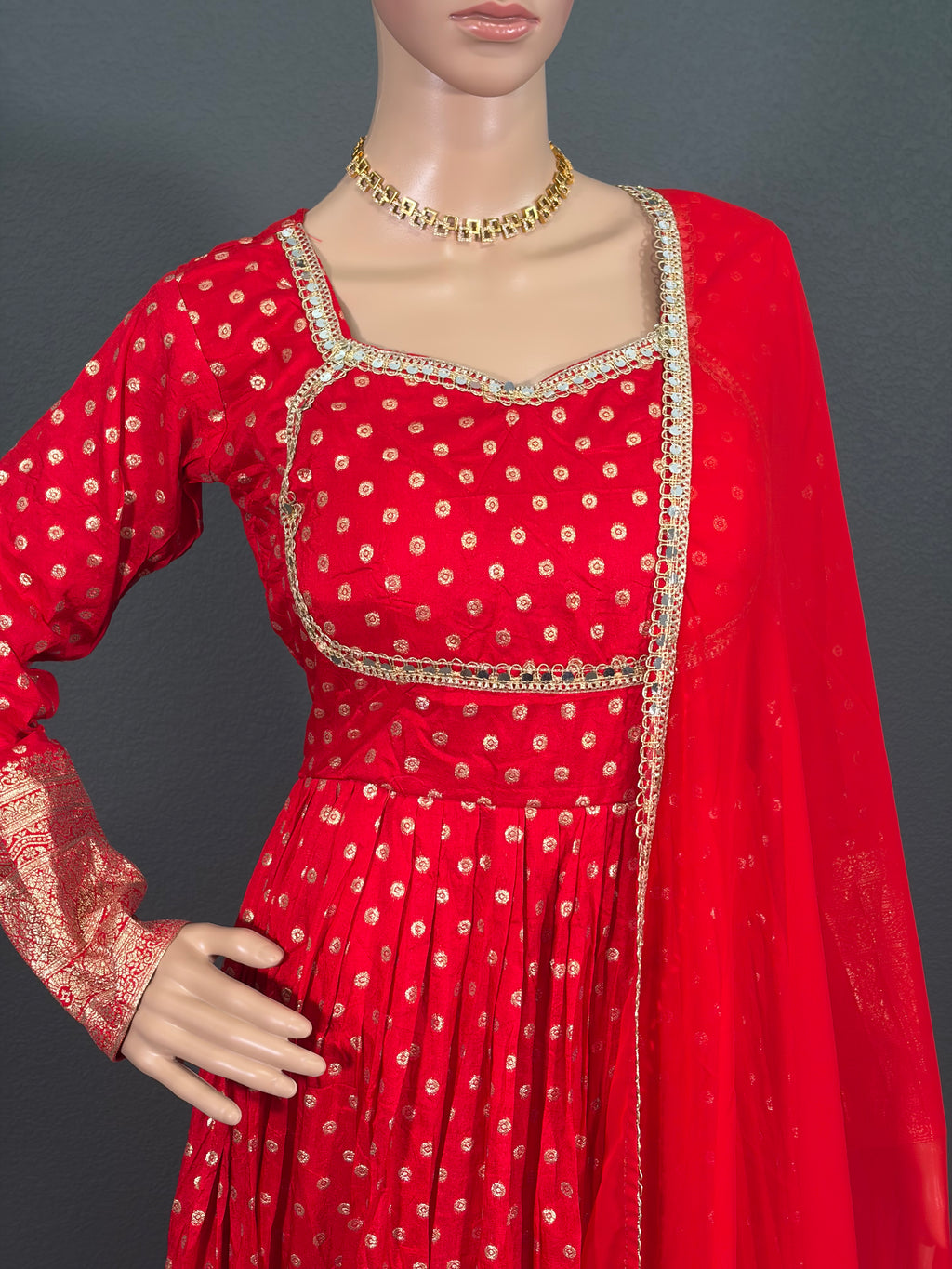 Royal Rani - Anarkali Salwar Kameez for women (M up to L)