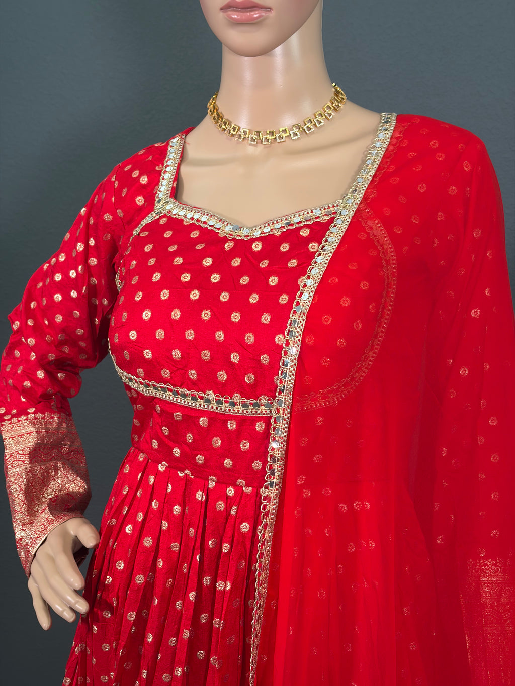 Royal Rani - Anarkali Salwar Kameez for women (M up to L)