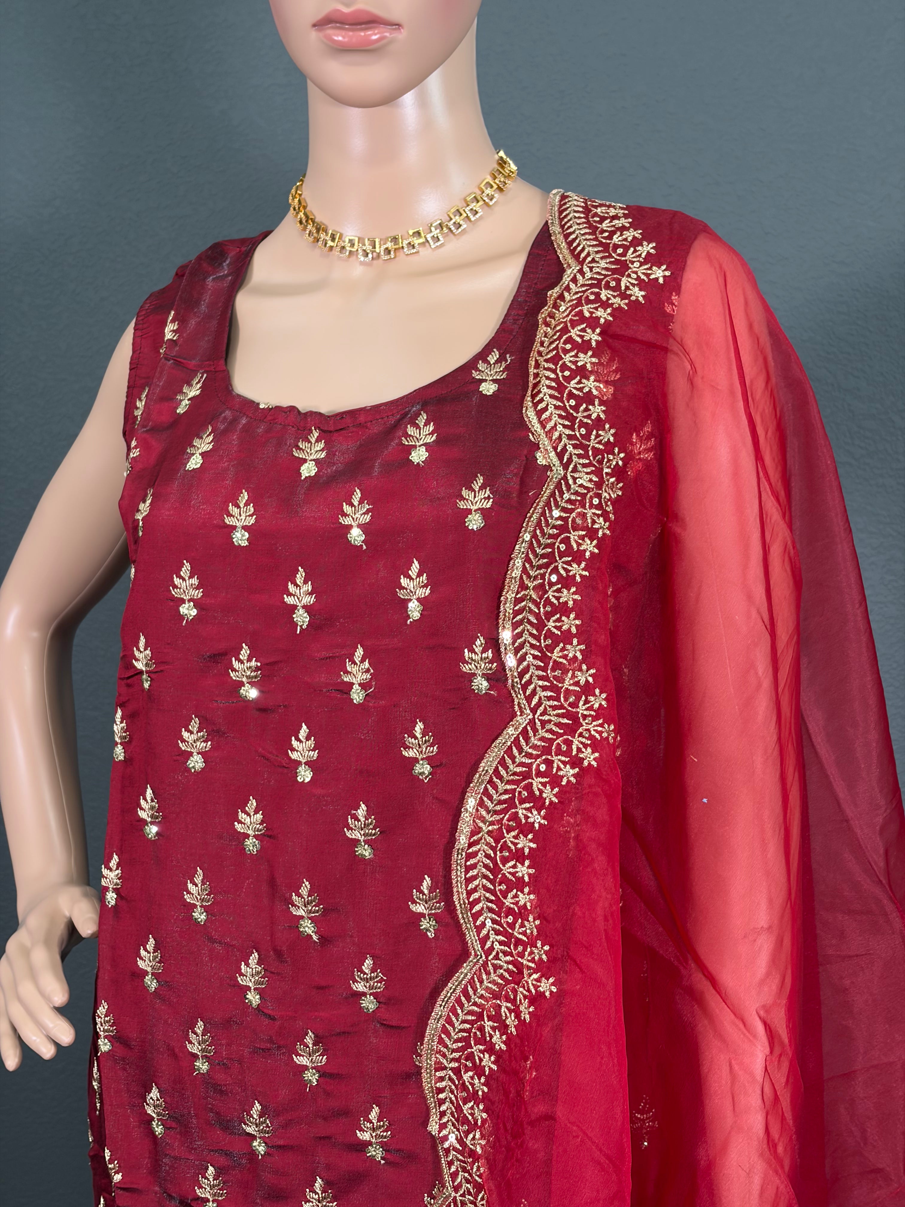 Red Rose - Sleeveless salwar Kameez for women (M up to L)