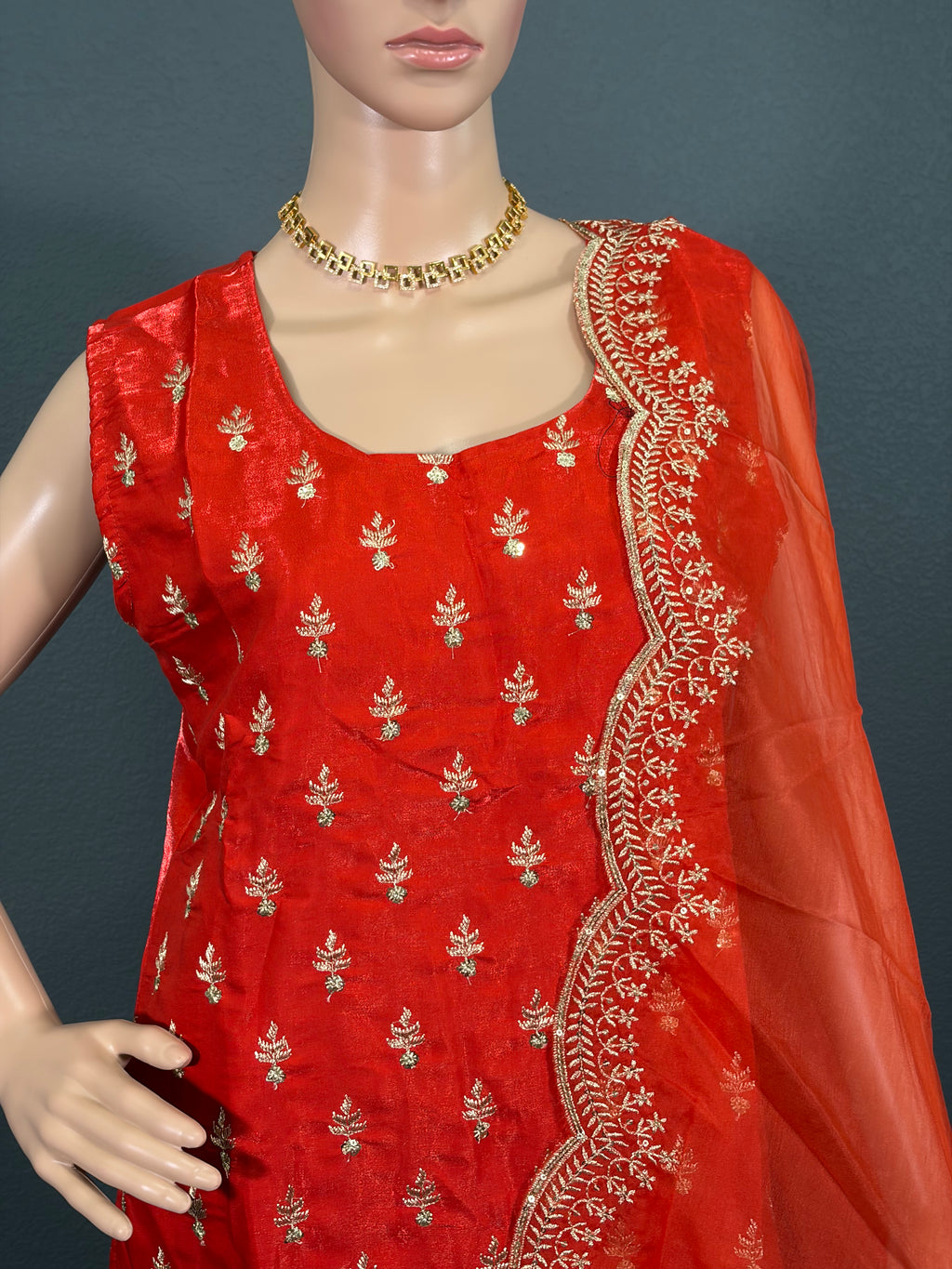 Orange Mittai - Sleeveless Salwar Kameez for women ( L up to XL)