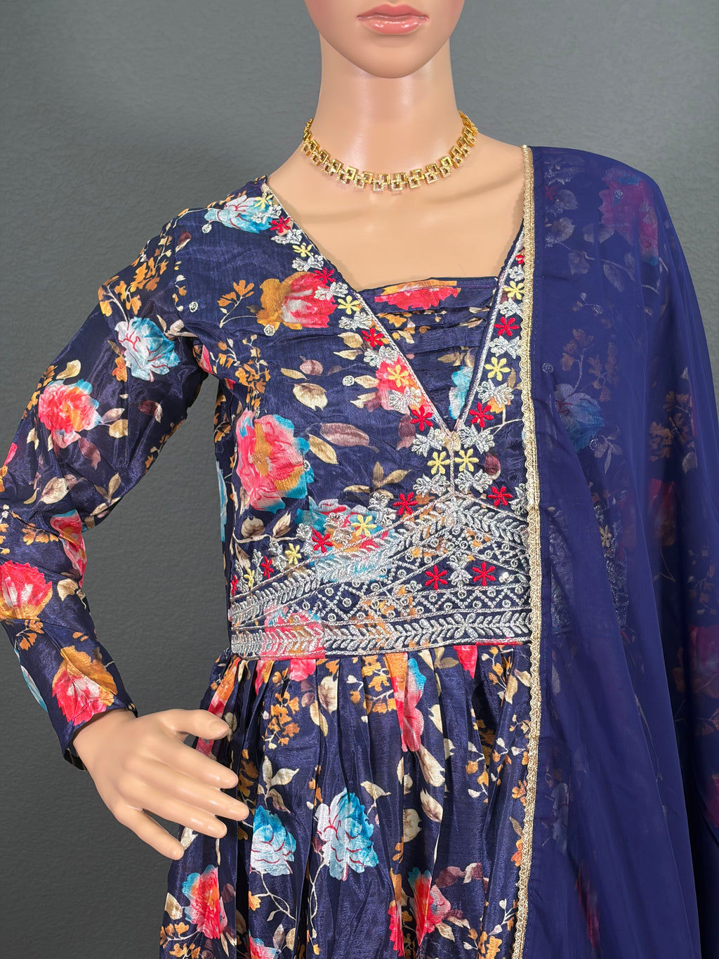 Navy Nandhavanam  - Blue Floral Anarklai Gown for women (M up to L)