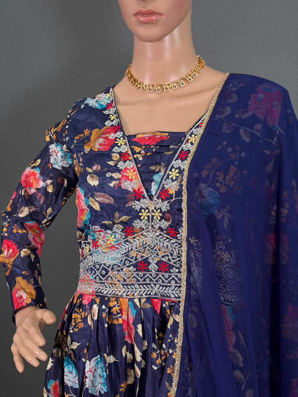Navy Nandhavanam  - Blue Floral Anarklai Gown for women (M up to L)
